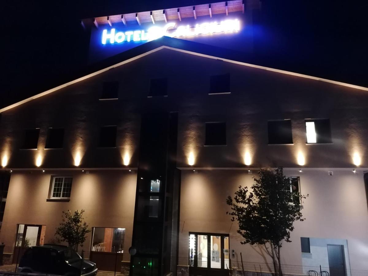 Hotel Ristorante Caligiuri Decollatura Exterior foto